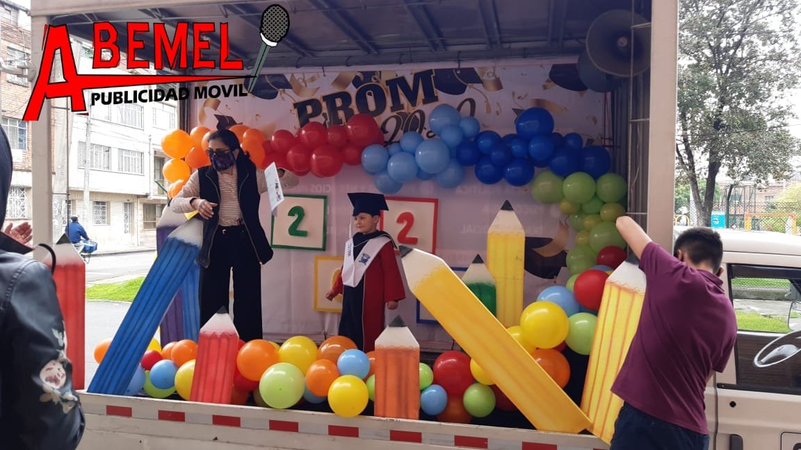 Carro tarima para eventos y activaciones de marca